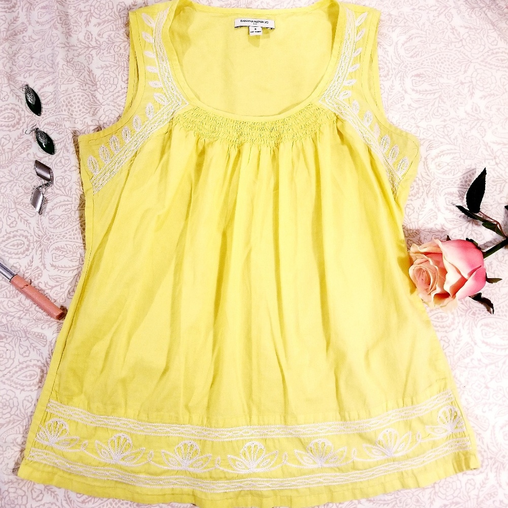 Banana Republic Sleeveless Top